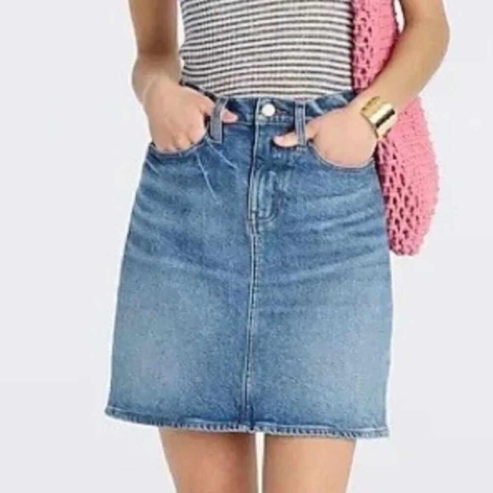 JCREW Petite Denim mini skirt in light sky wash PETITE 23